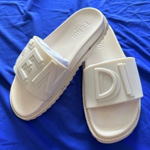 COPY - Women Fendi slides off white size 38